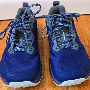 Altra Lone Peak 9